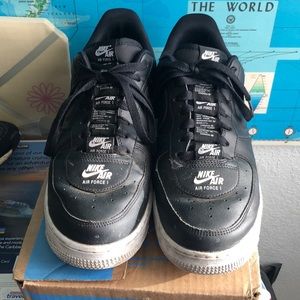 Nike Air Force 1